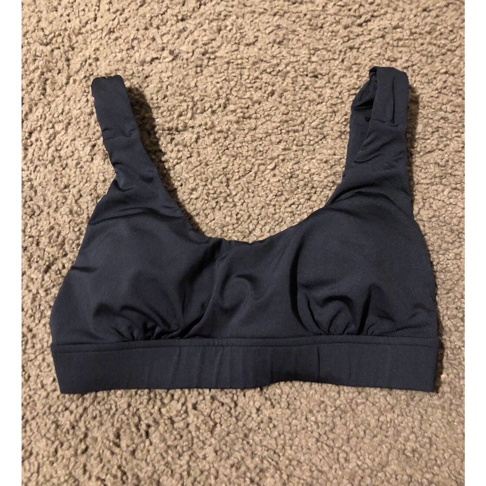 Venus Women’s Black Bralette Medium R2